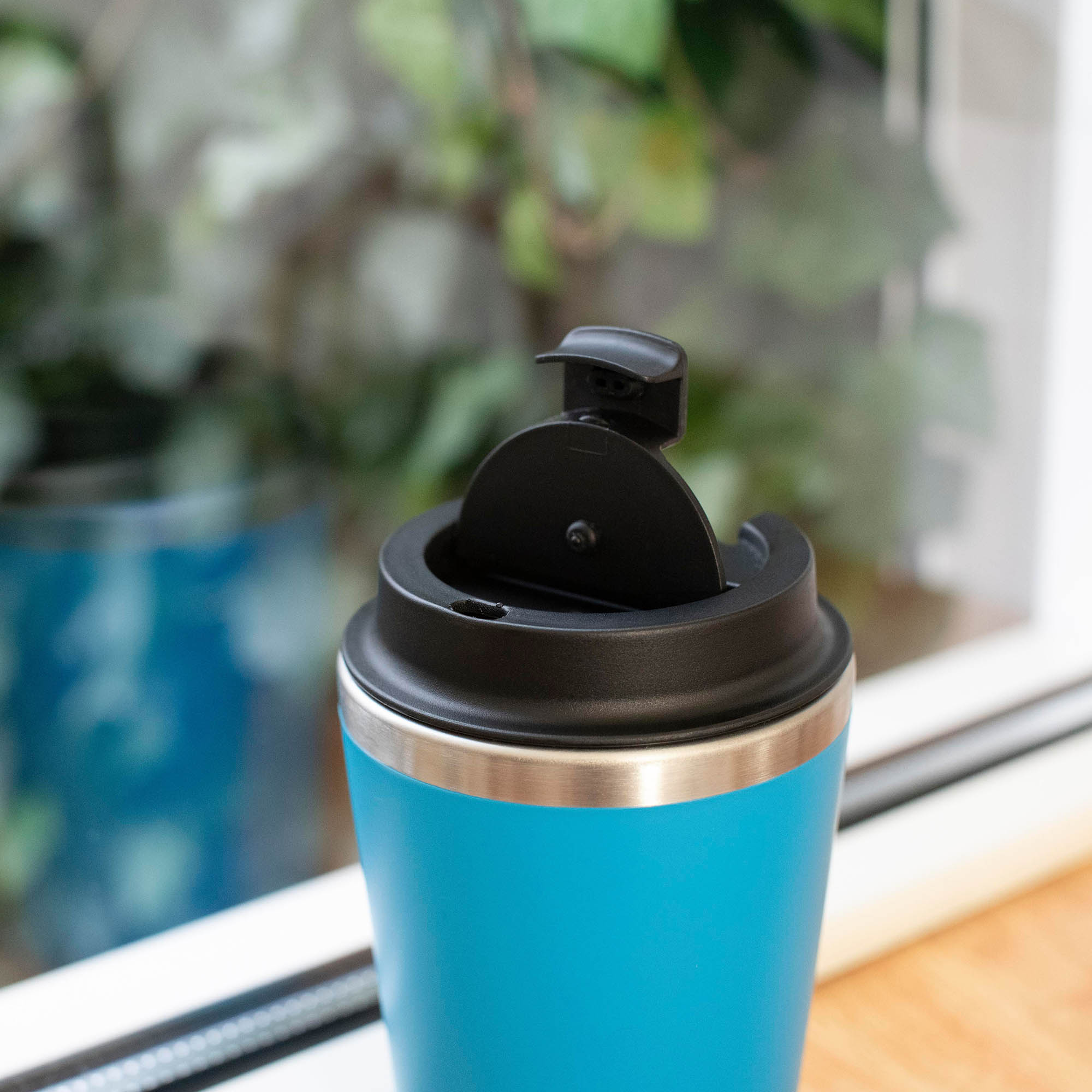 To go Becher Ariko - 350 ml | Edelstahl & PP | Farbig