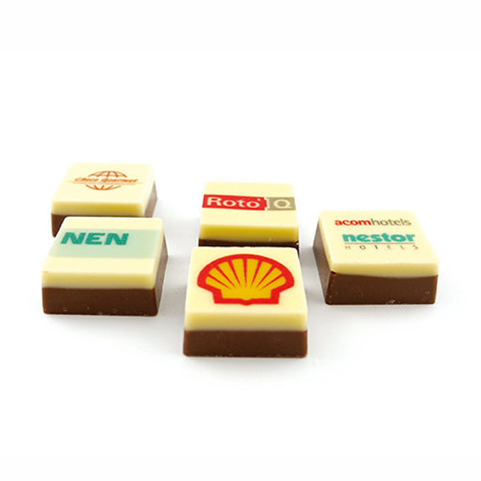 Logo Schokolade FiftyFifty | Weiße + Milchschokolade | 25 x 25 mm