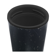 Circular&Co® Becher Black - 340 ml | Recycelt | Schwarz + Farbiger Deckel  | BPA-frei | 73W046 